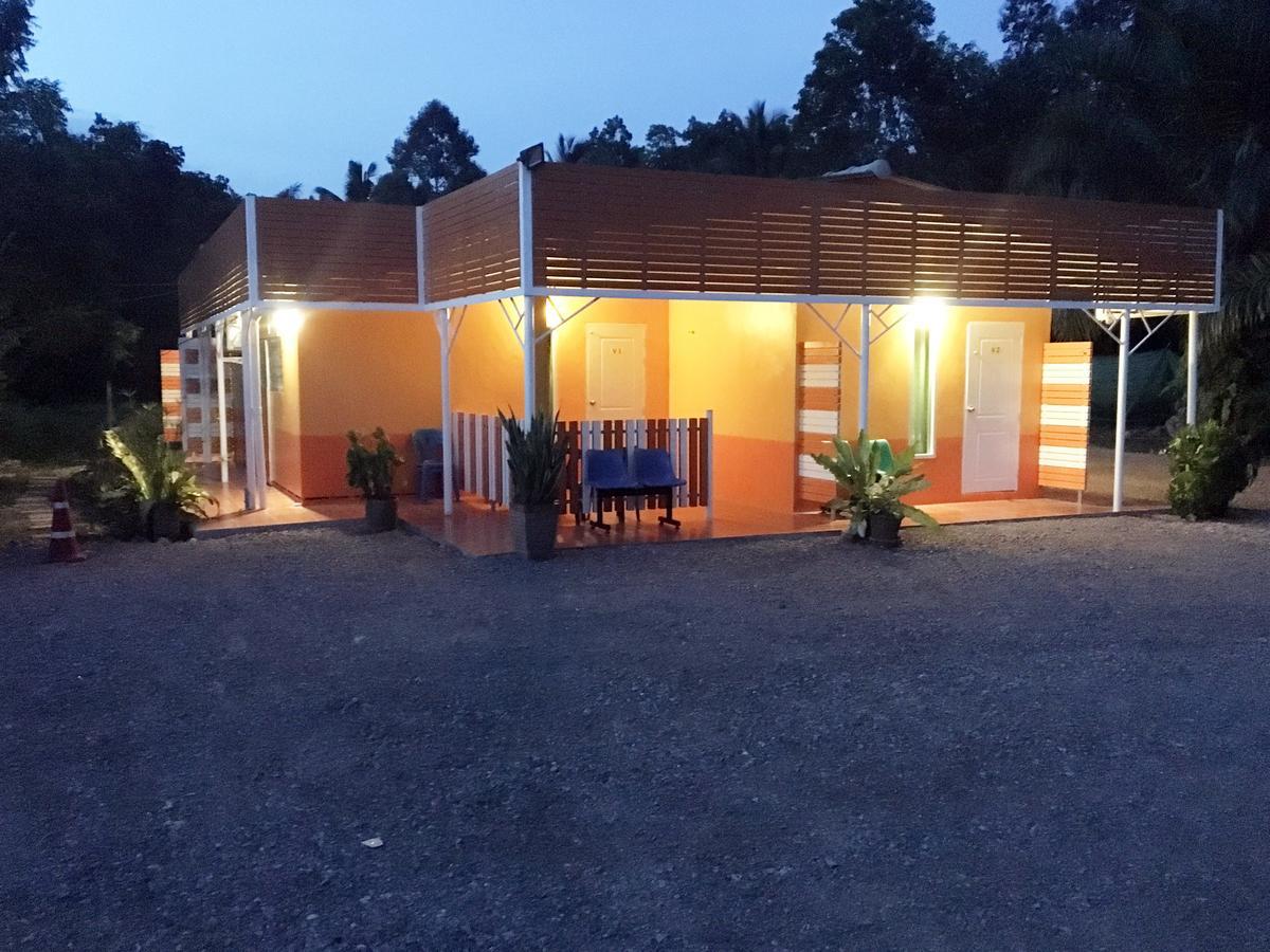 Go Green Resort Chumphon Esterno foto