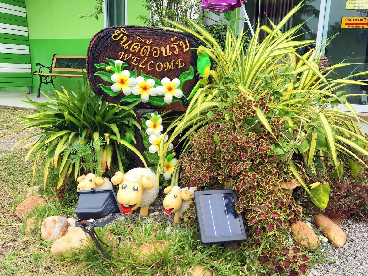 Go Green Resort Chumphon Esterno foto